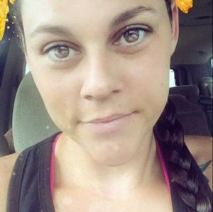 Meet your Posher, Heidi